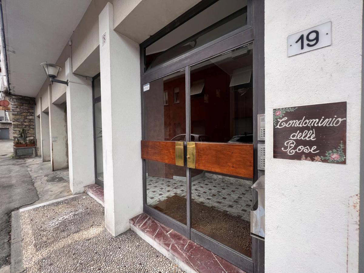 Val Di Sole 19-Iii Piano- Vista Mare- Vista Collina-Wifi 100Mg-Aria Condizionata In Tutte Le Stanze -L'Appartamento E' Stato Completamente Rinnovato Nel 2023 Rapallo Eksteriør bilde