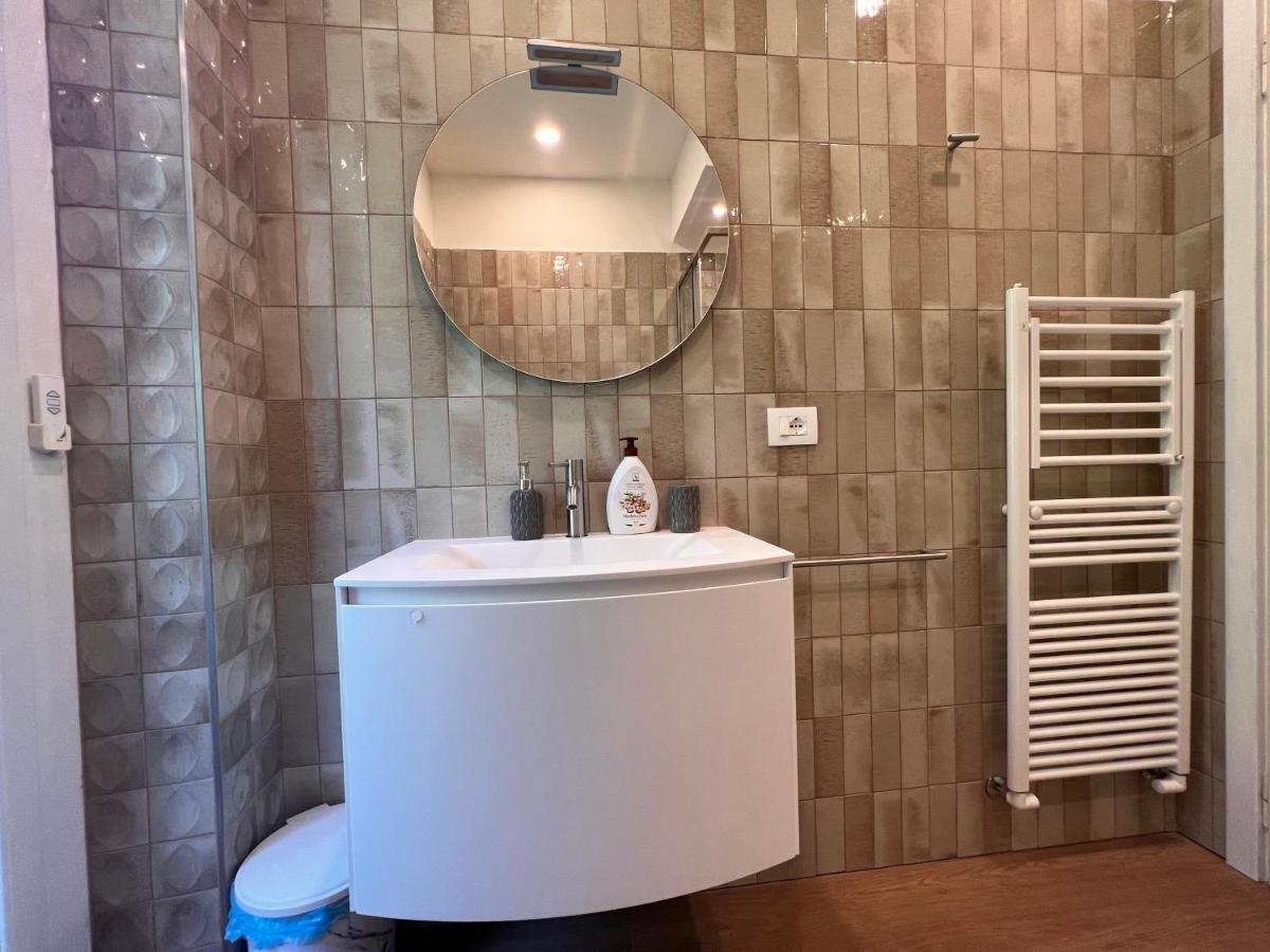 Val Di Sole 19-Iii Piano- Vista Mare- Vista Collina-Wifi 100Mg-Aria Condizionata In Tutte Le Stanze -L'Appartamento E' Stato Completamente Rinnovato Nel 2023 Rapallo Eksteriør bilde